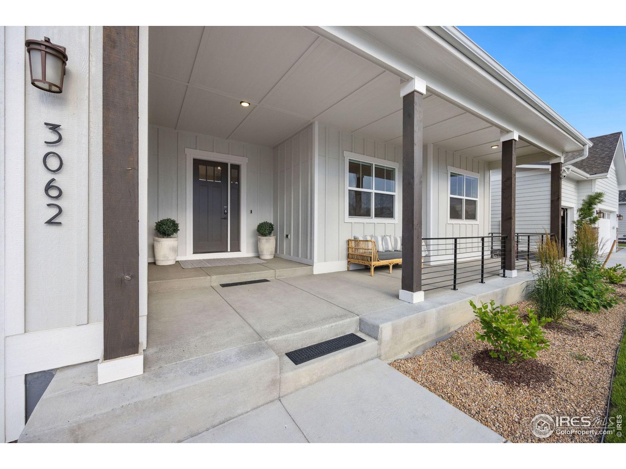 3062 Lake Verna Dr