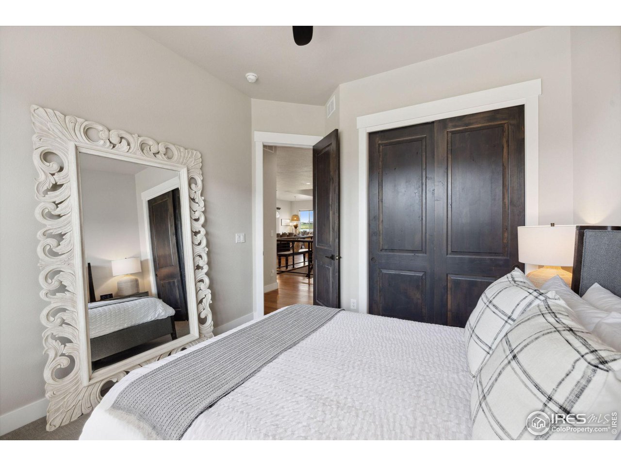 3062 Lake Verna Dr