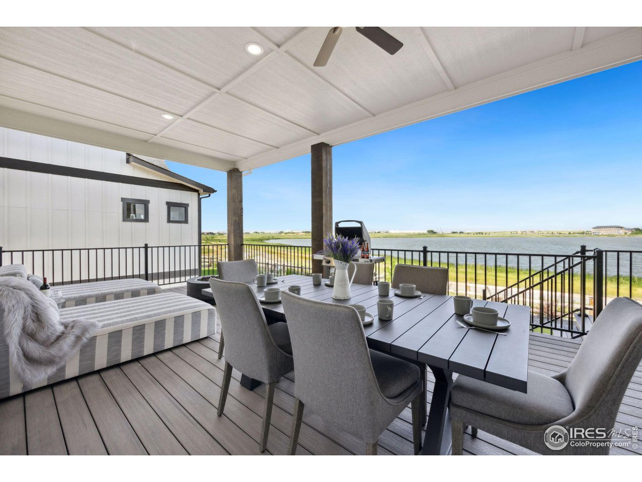 3062 Lake Verna Dr