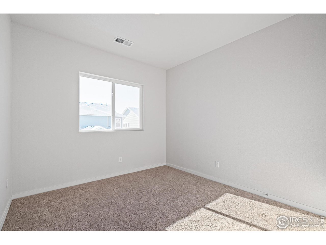 6369 Elk Pass Ln