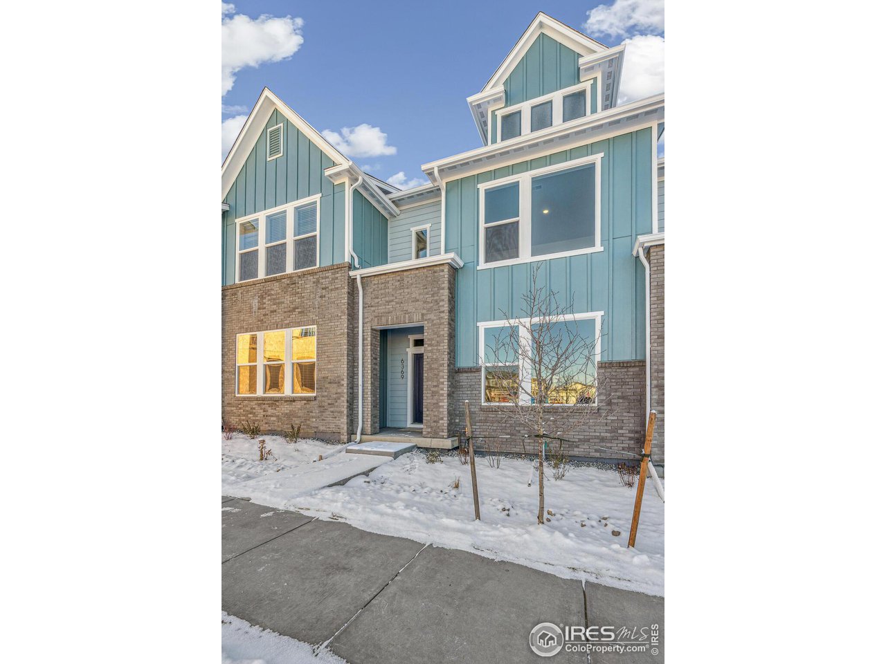 6369 Elk Pass Ln