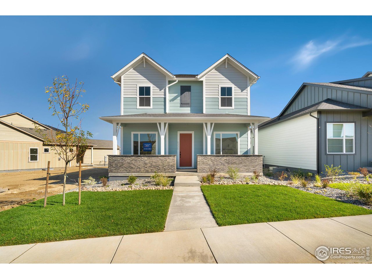 6330 Elk Pass Ln