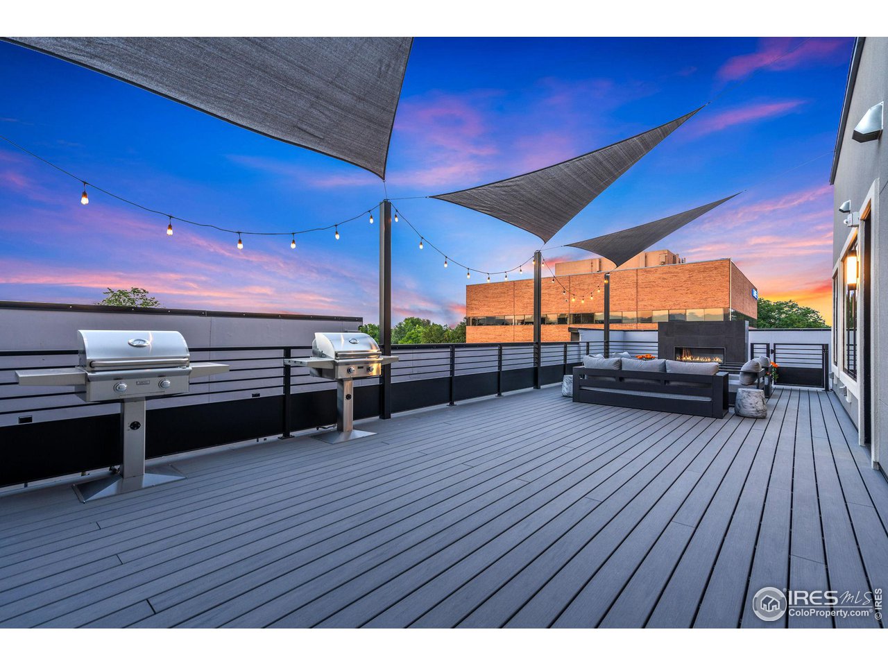 205 E 6th St 303