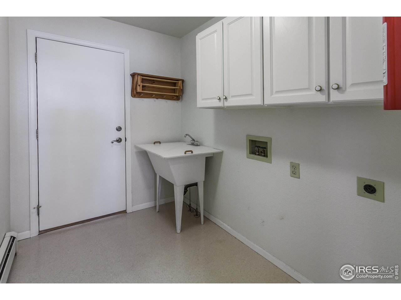 1137 Doral Pl