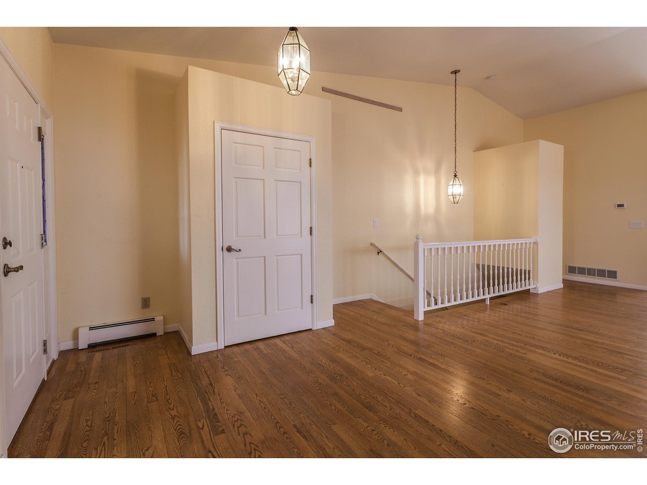 1137 Doral Pl