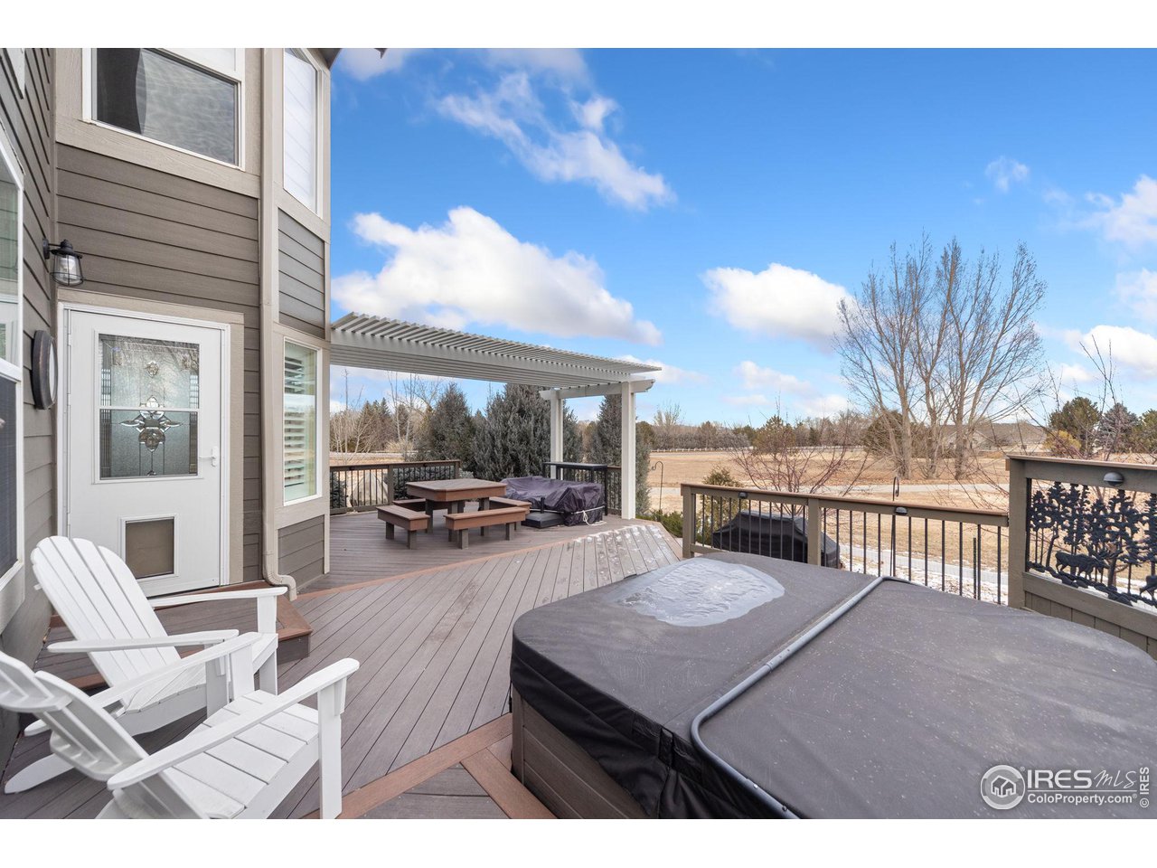 8388 Castaway Dr