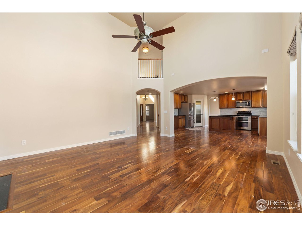 8388 Castaway Dr
