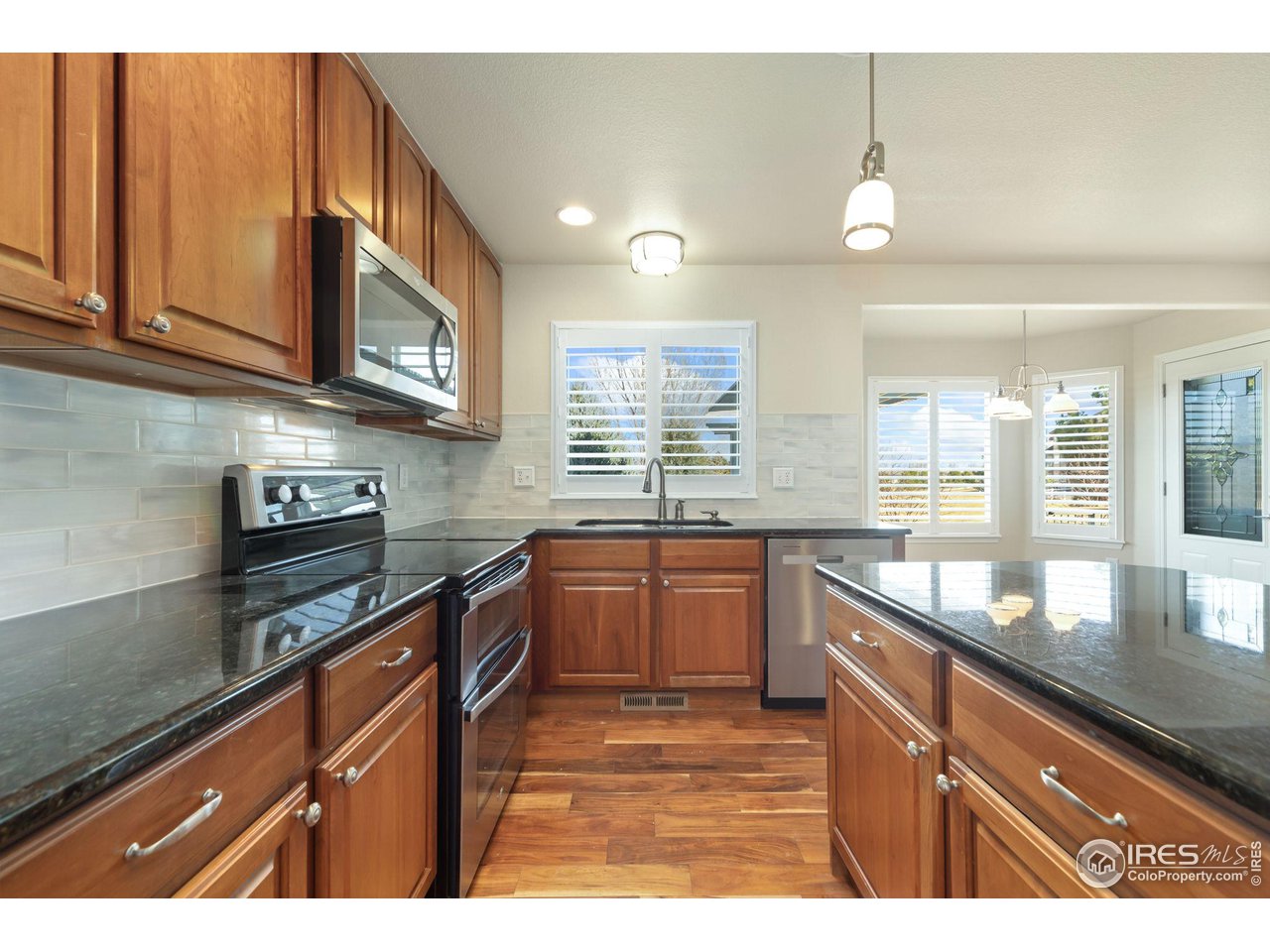 8388 Castaway Dr