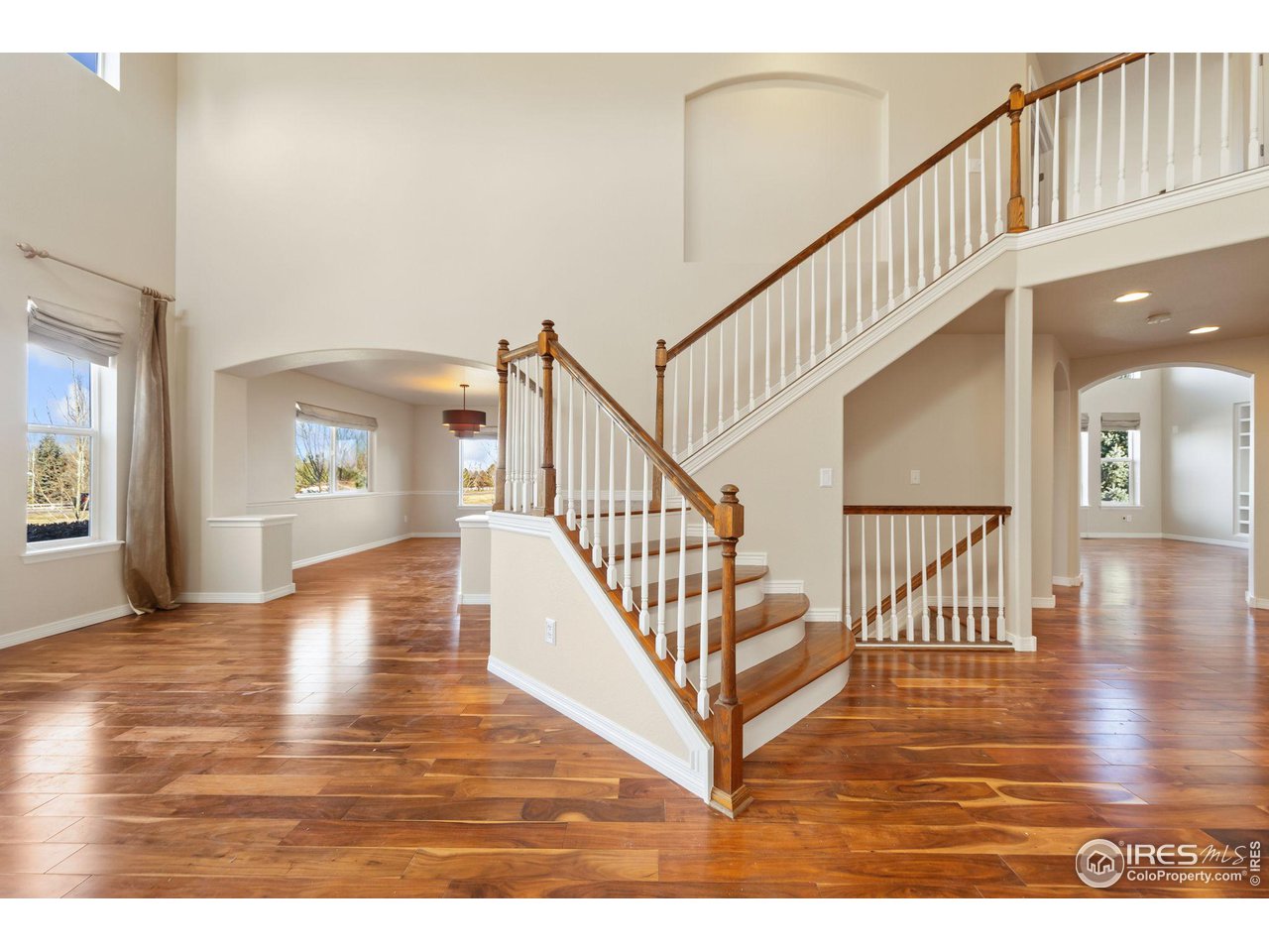 8388 Castaway Dr