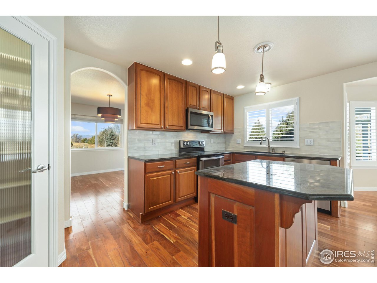 8388 Castaway Dr