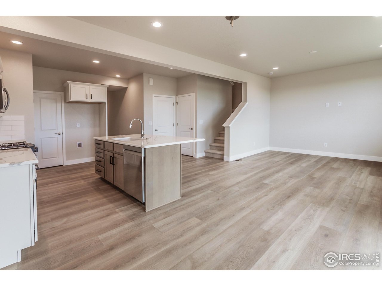 4782 Whistler Dr
