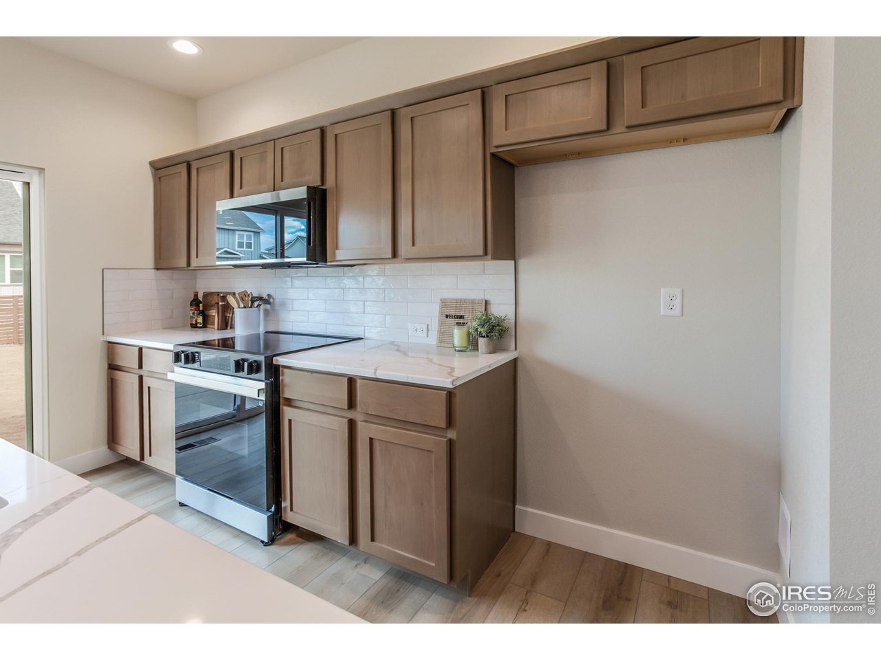 4777 Whistler Dr