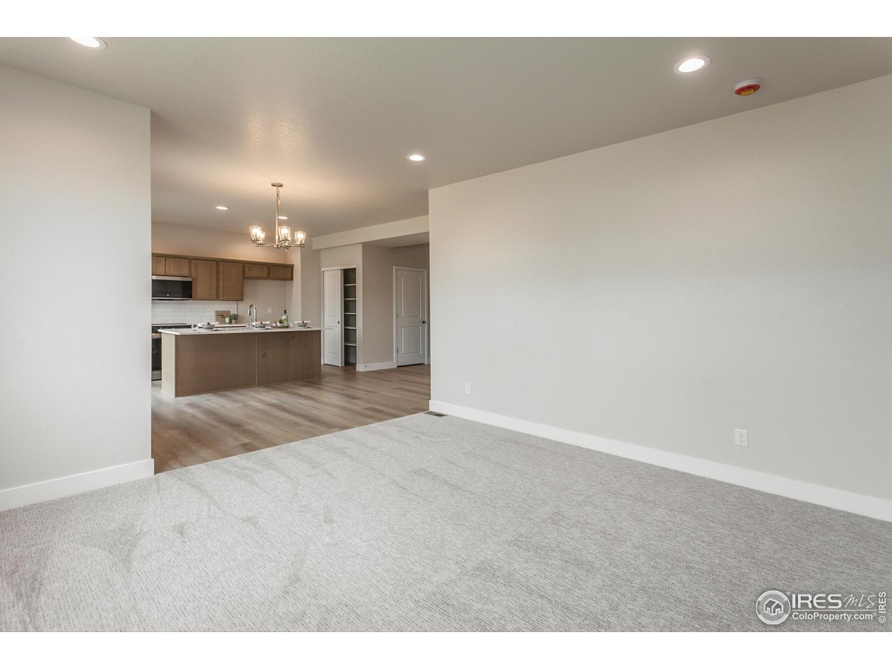 4777 Whistler Dr
