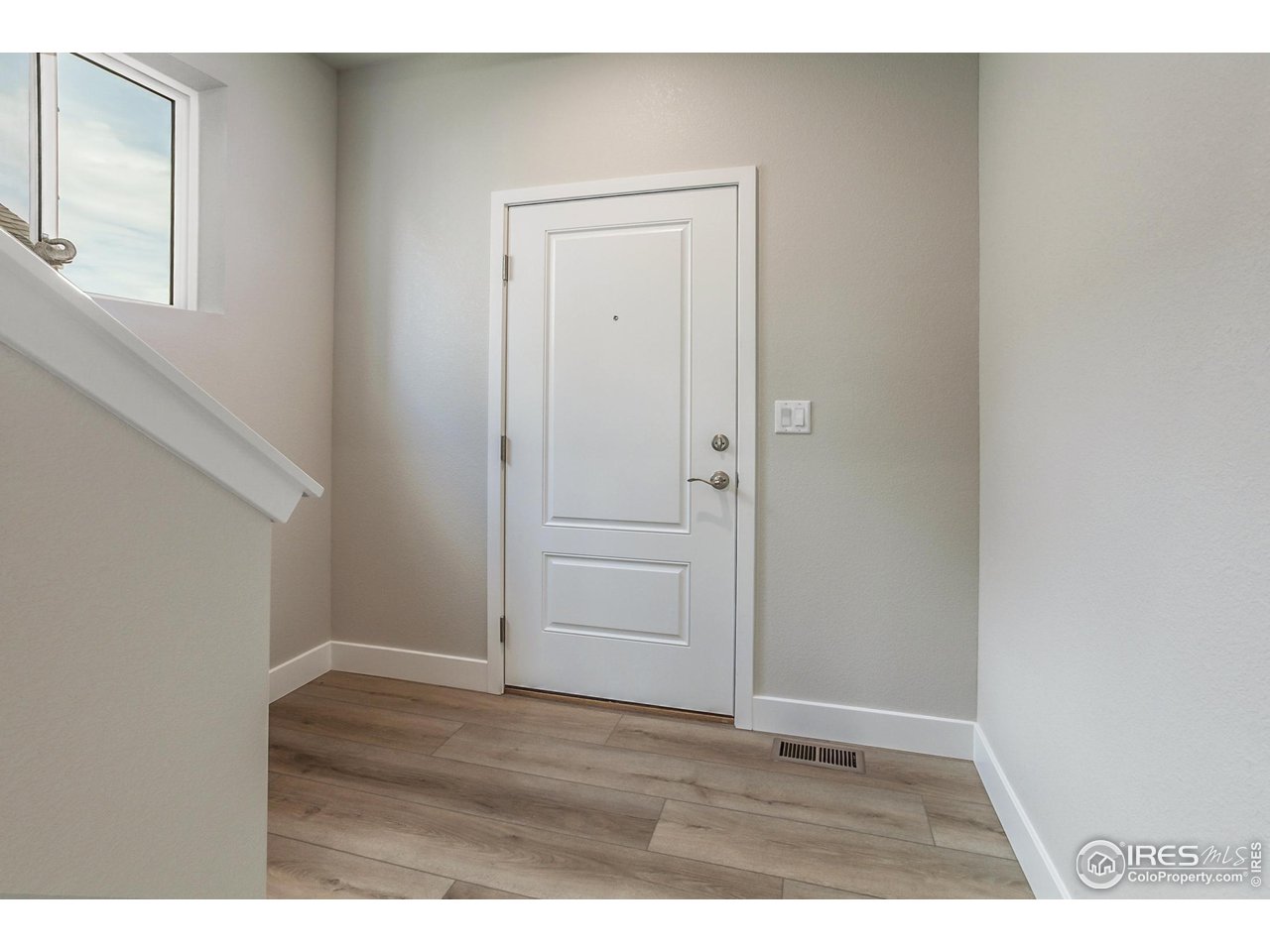 4777 Whistler Dr