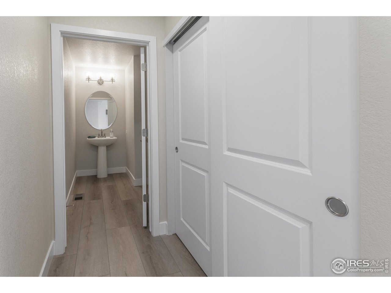 4777 Whistler Dr