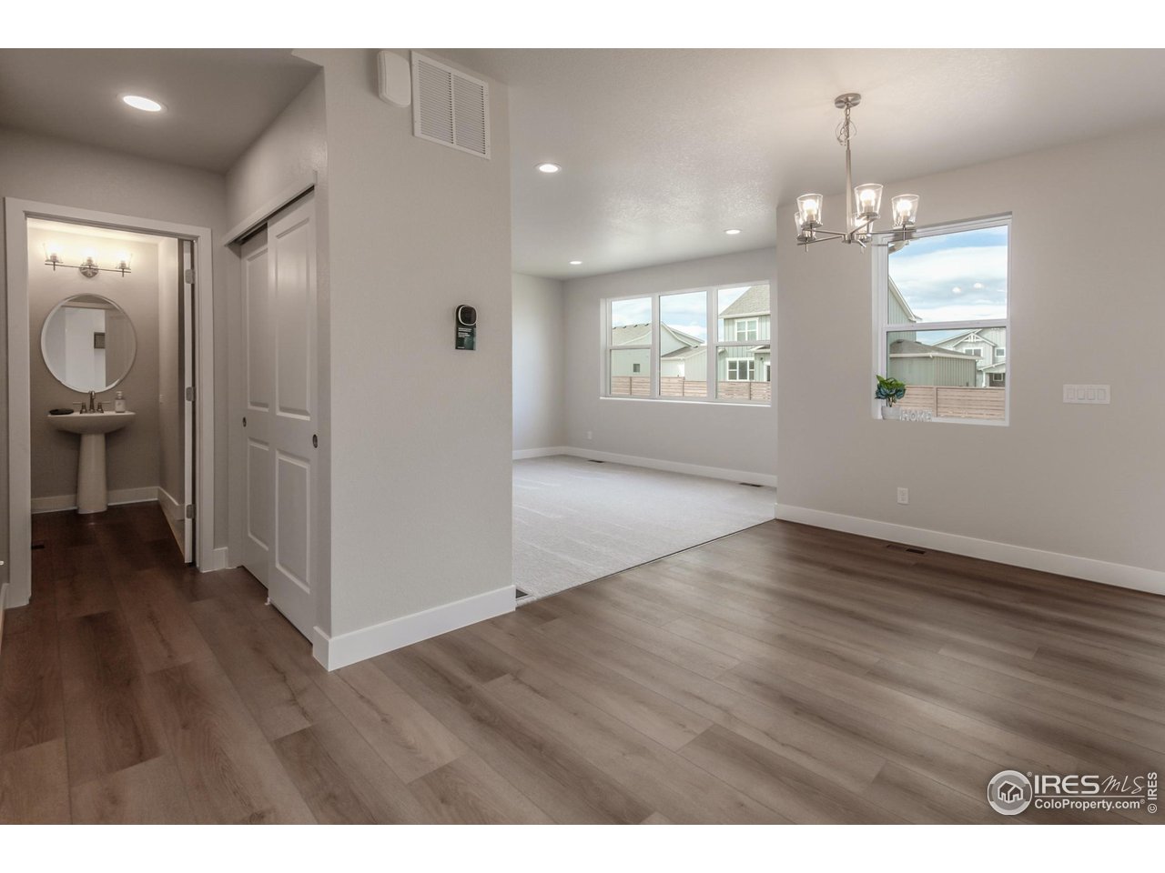 4777 Whistler Dr