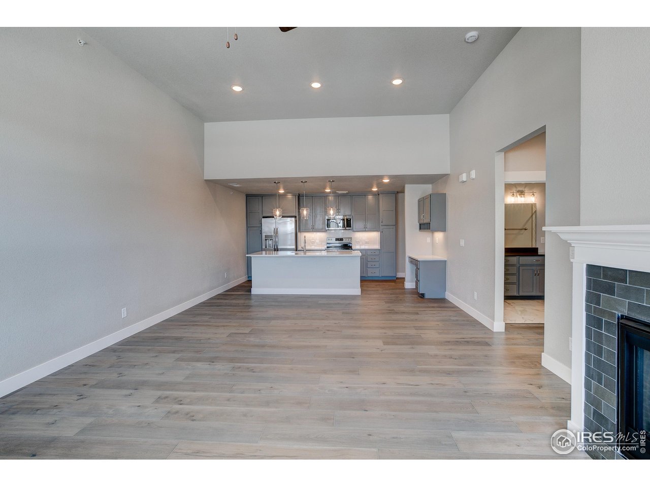 235 High Point Dr E-103