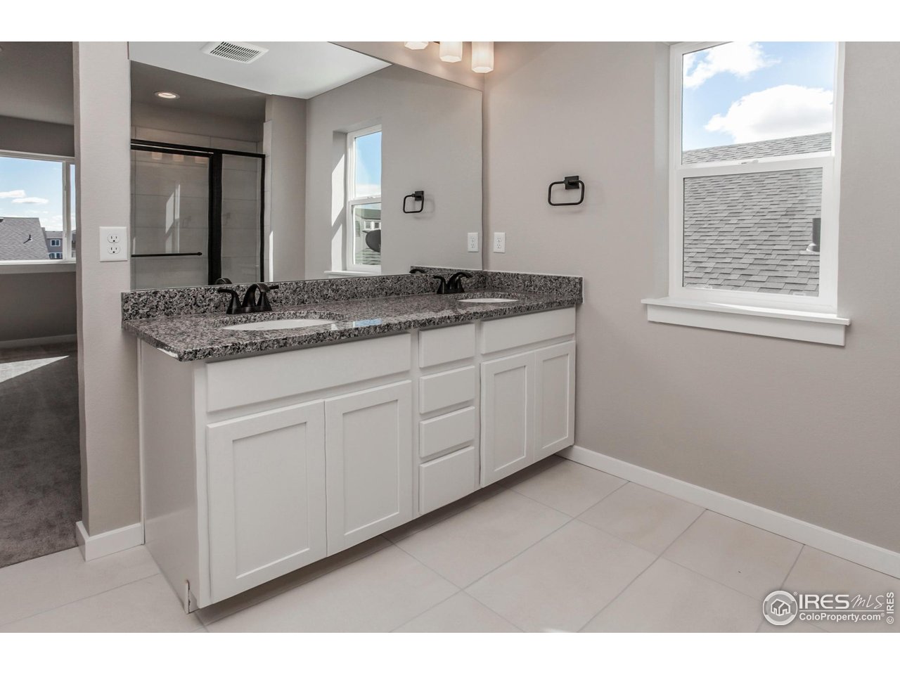 1206 105th Ave Ct