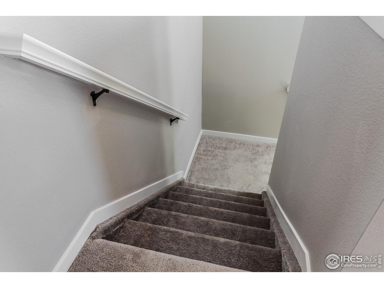 1206 105th Ave Ct