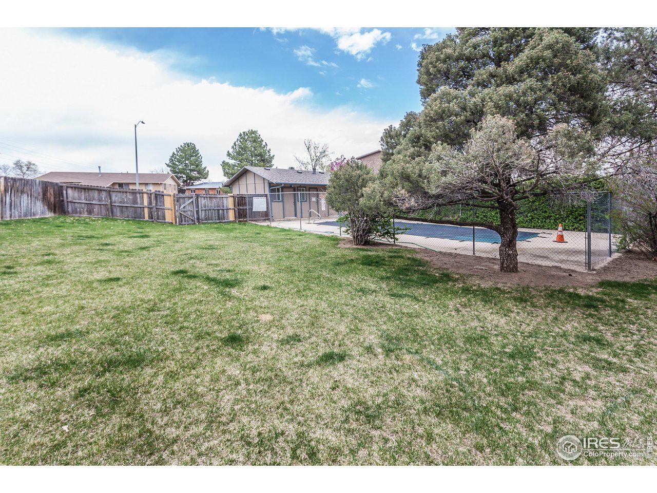 1733 Azalea Dr 7-2