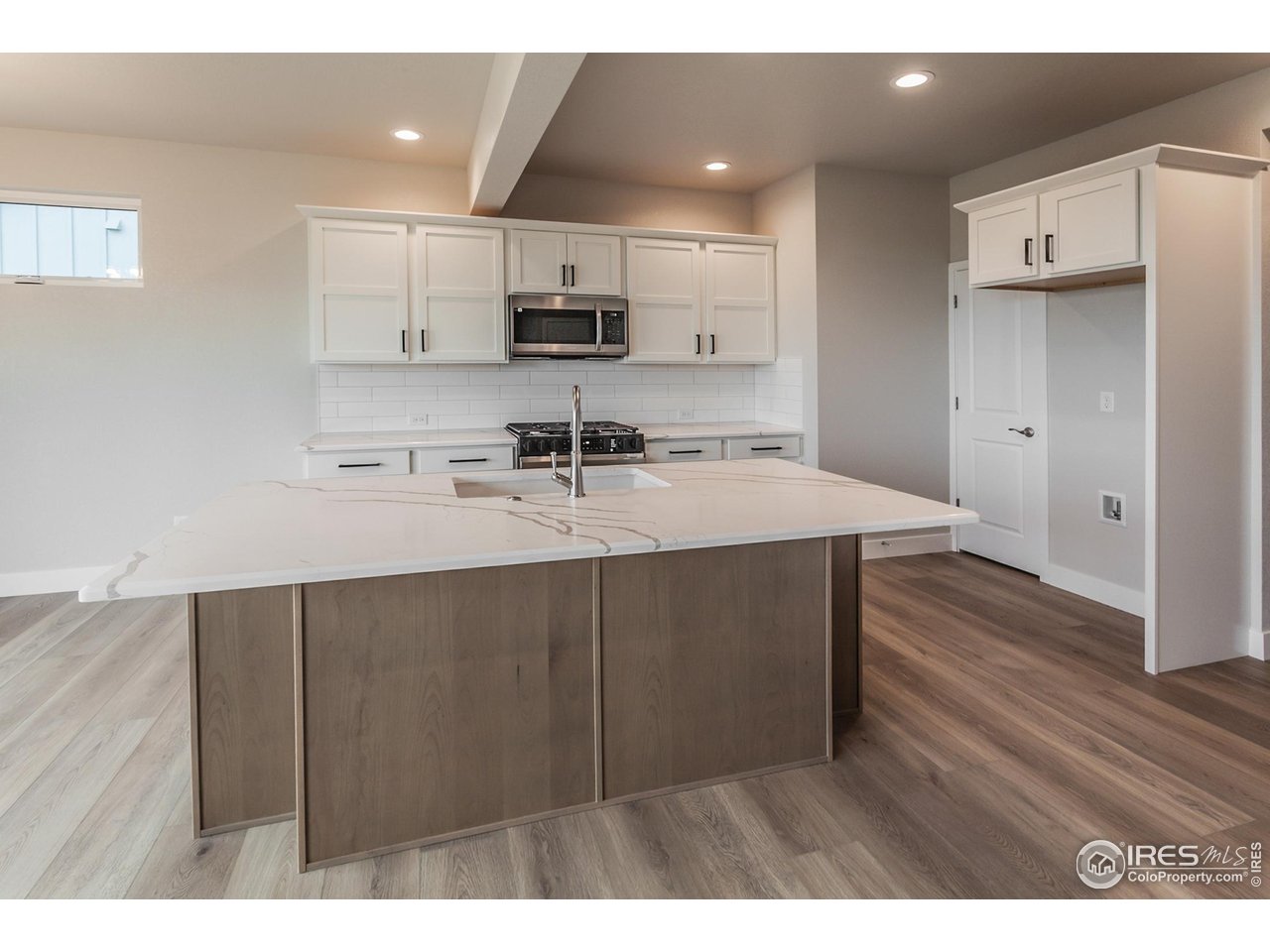 4774 Whistler Dr