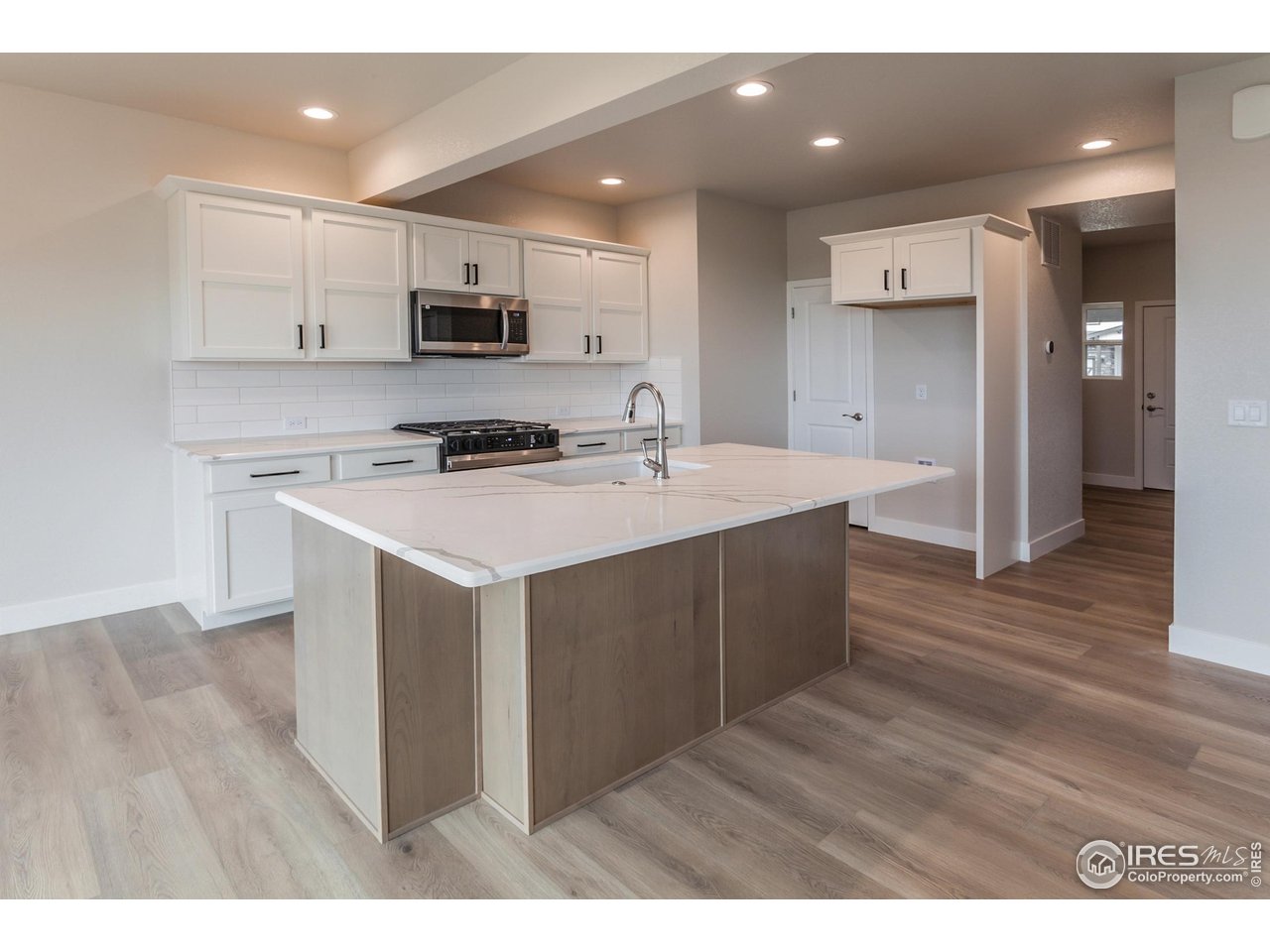 4774 Whistler Dr