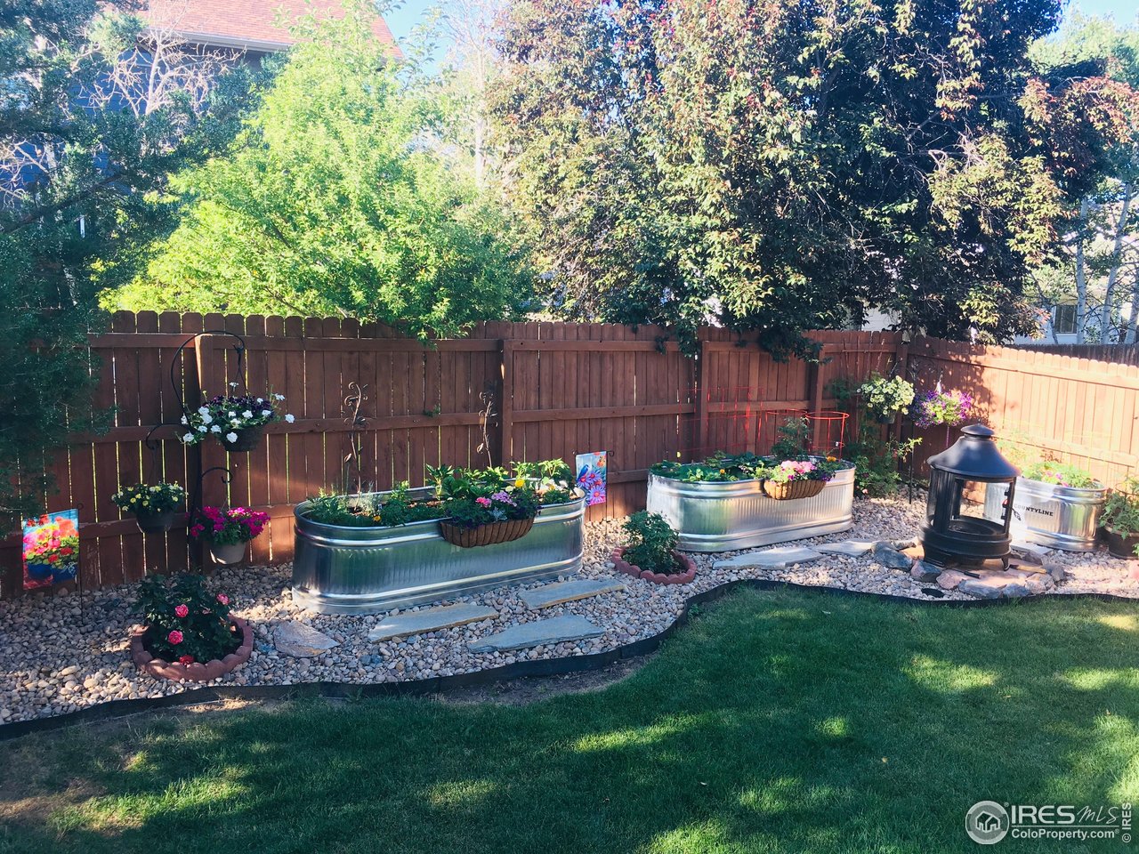 820 Courtenay Cir