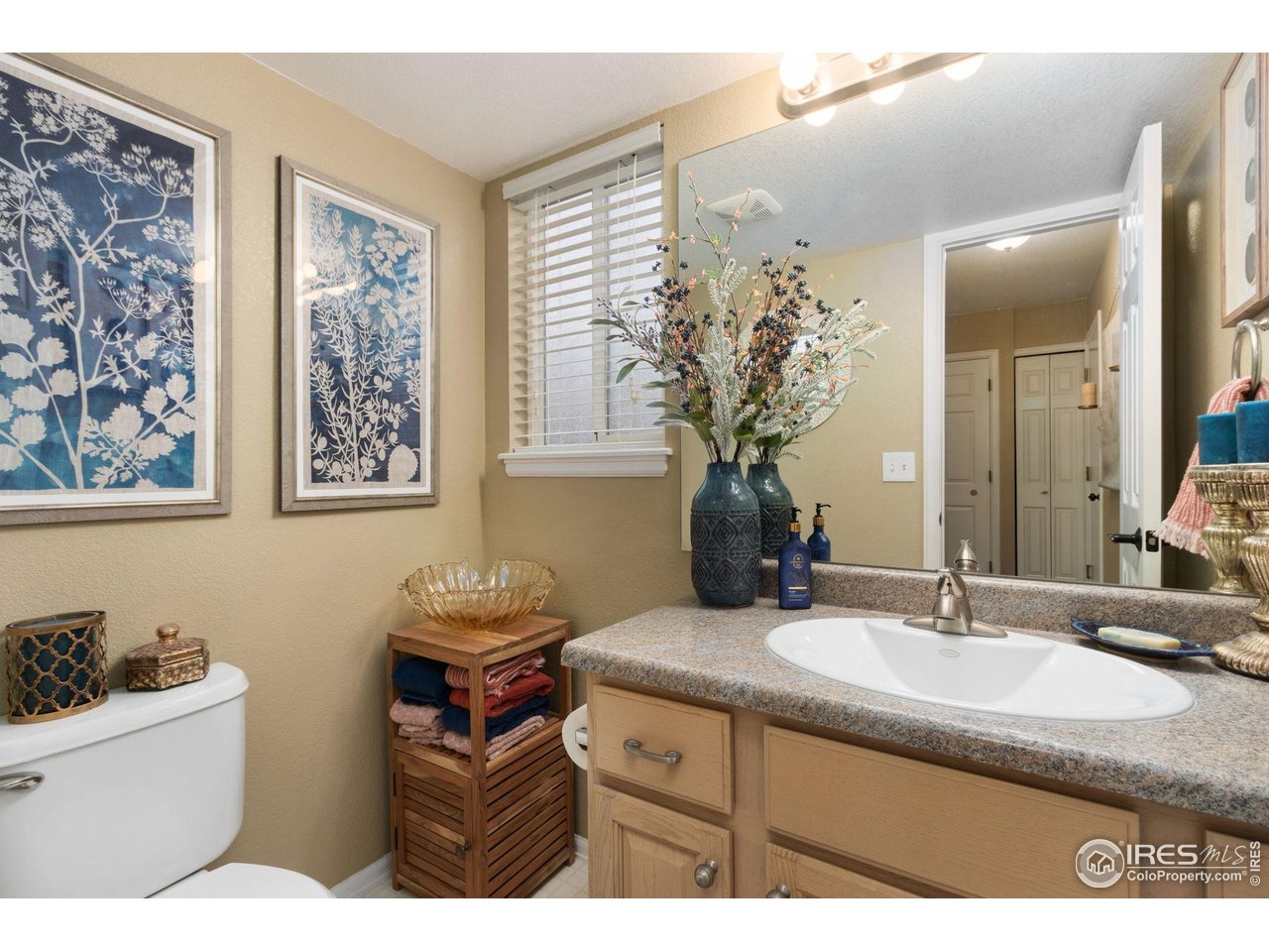820 Courtenay Cir