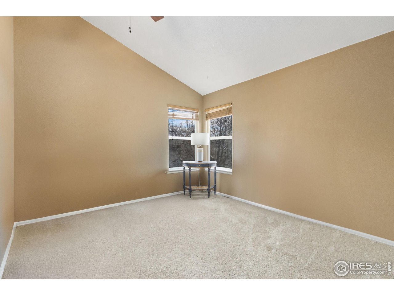820 Courtenay Cir