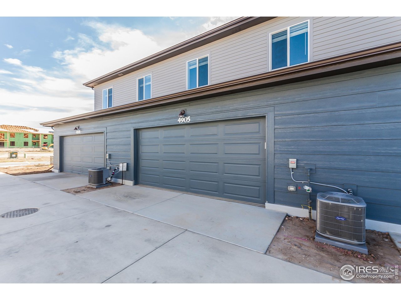 4905 Autumn Leaf Dr