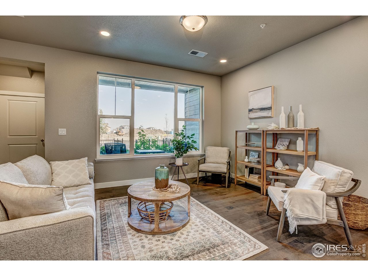 4144 South Park Dr 102