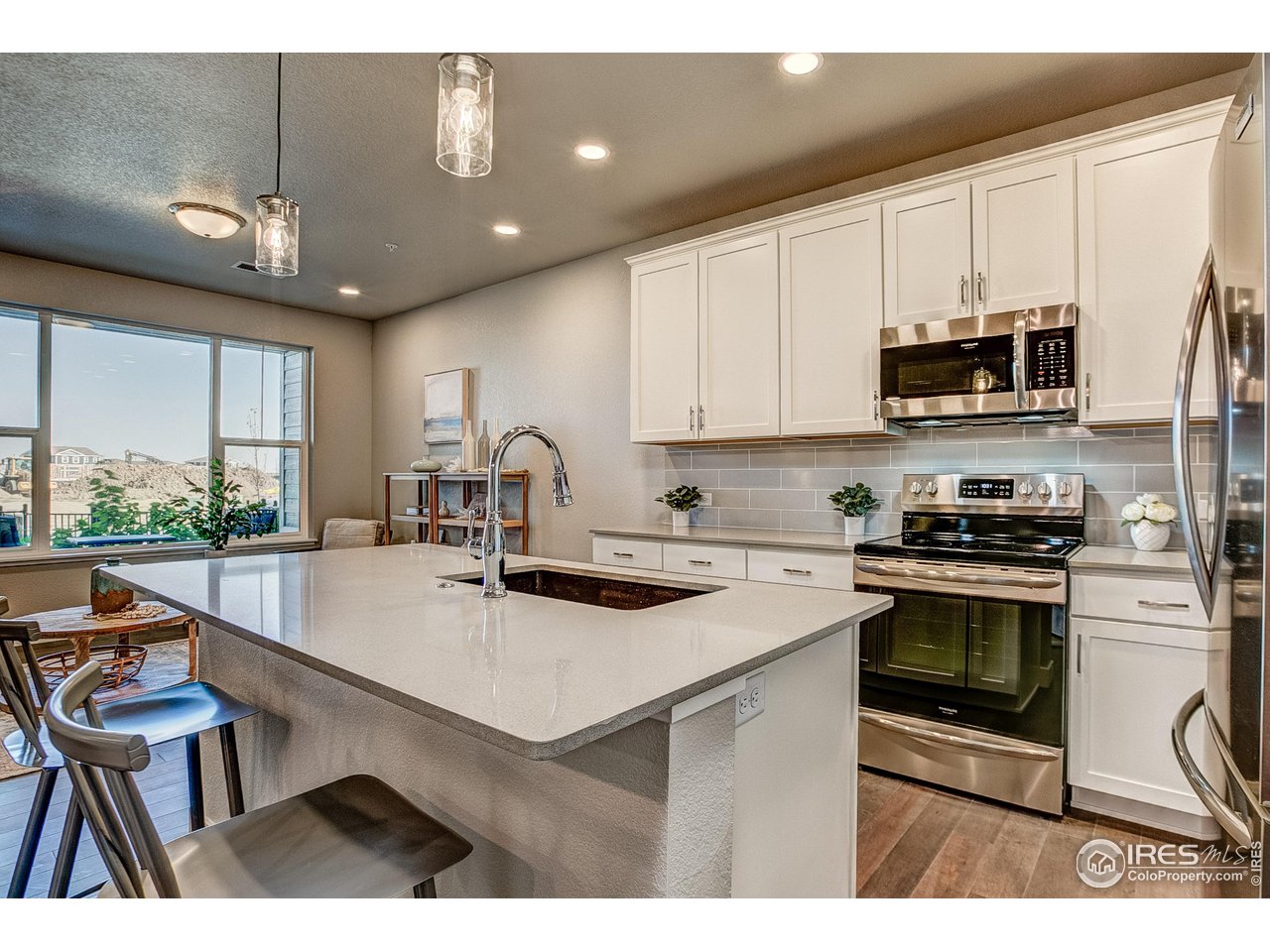 4144 South Park Dr 102