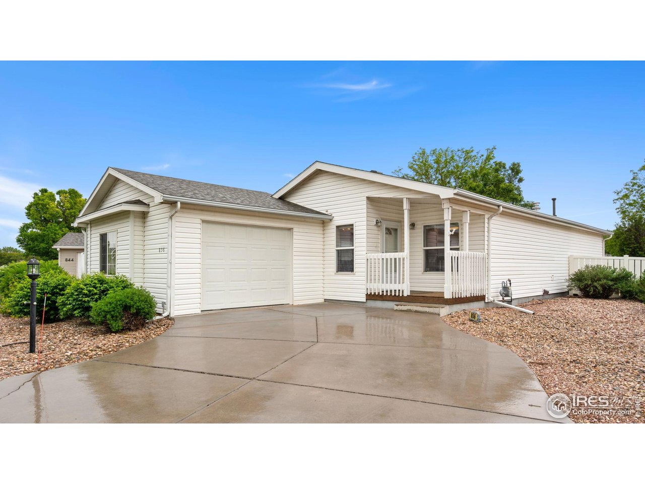 856 Sunchase Dr