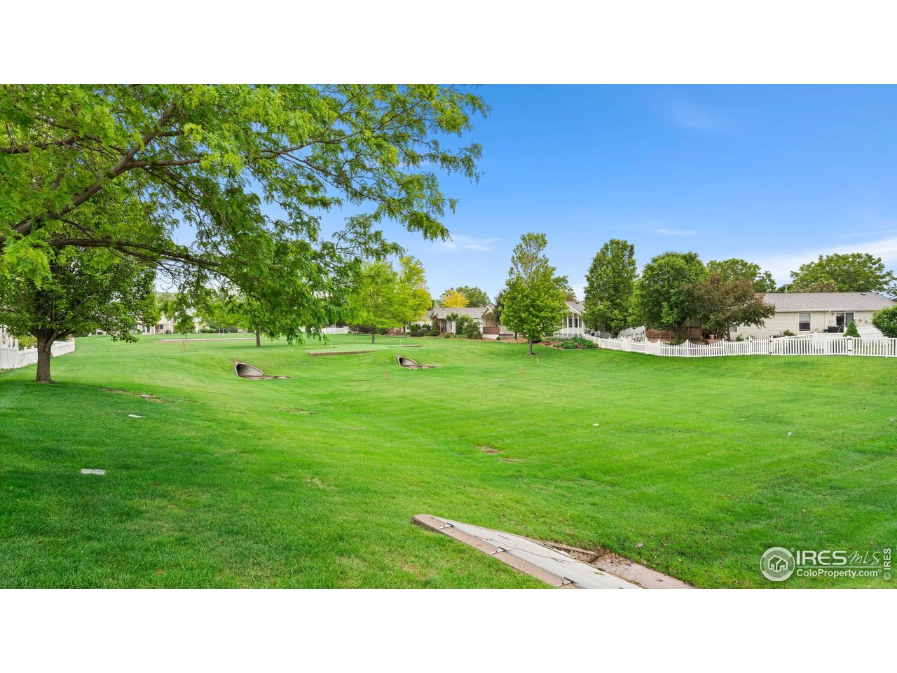 856 Sunchase Dr