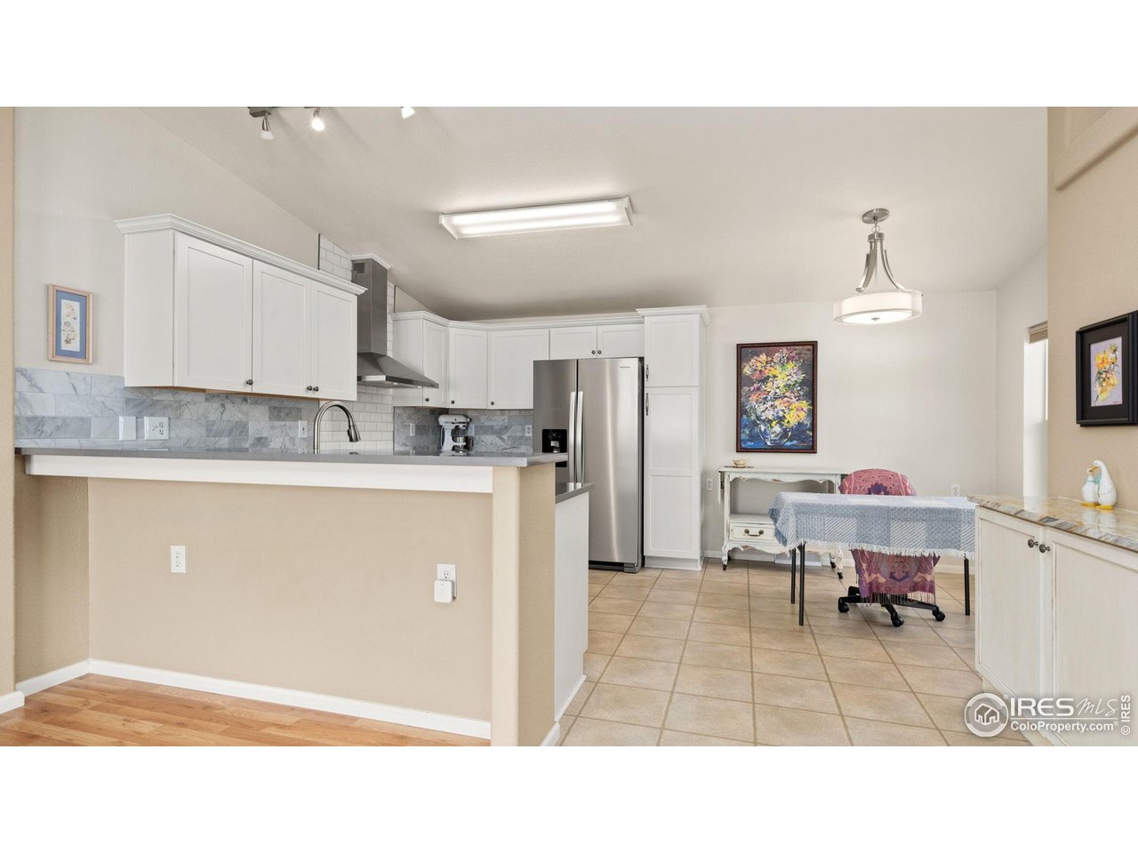856 Sunchase Dr