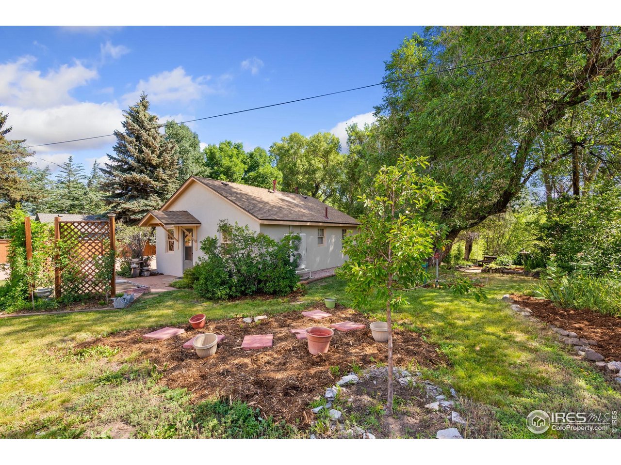 6015 W US Highway 34
