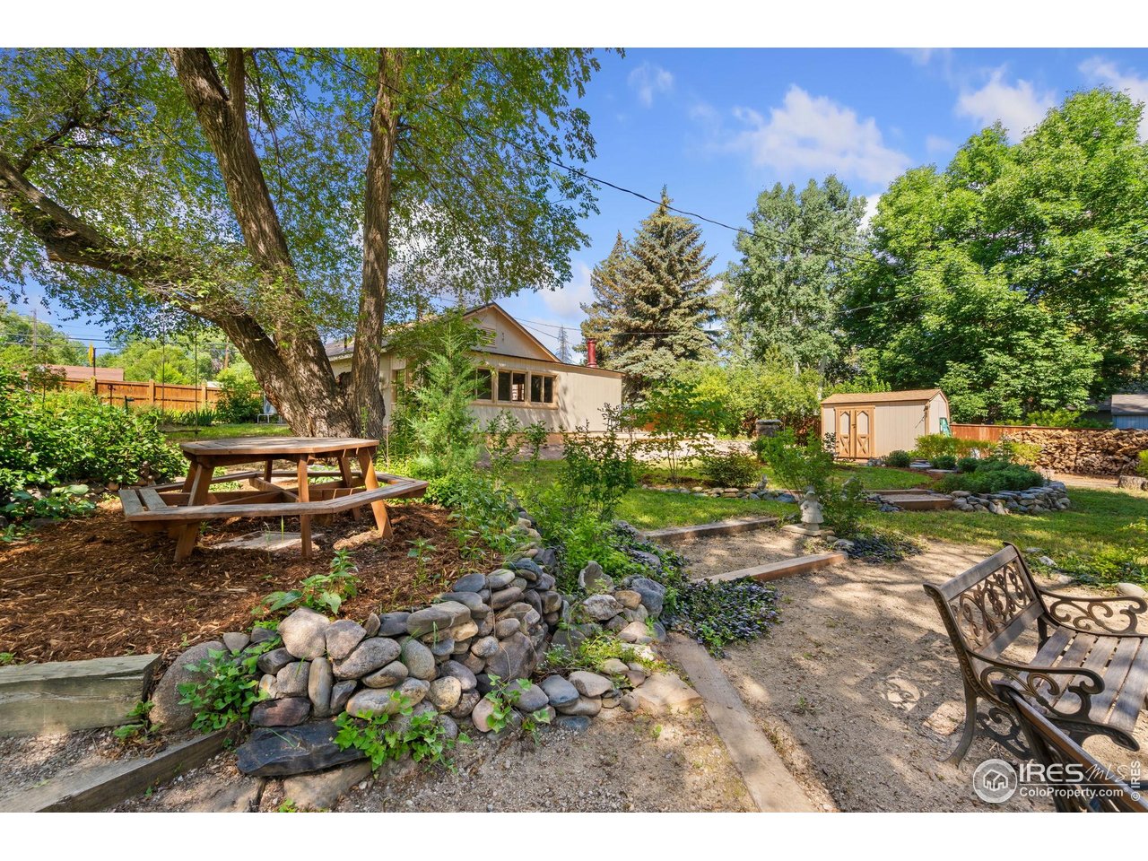 6015 W US Highway 34