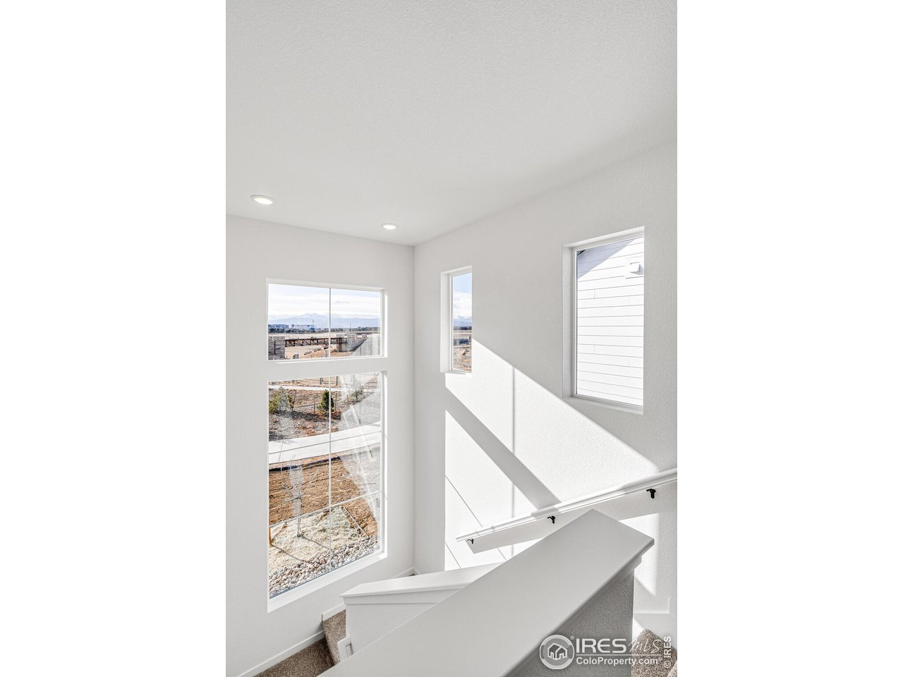 6318 Elk Pass Ln