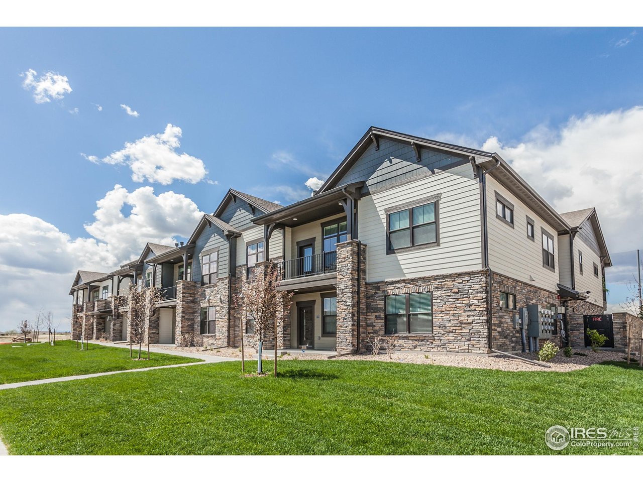 235 High Point Dr E-205