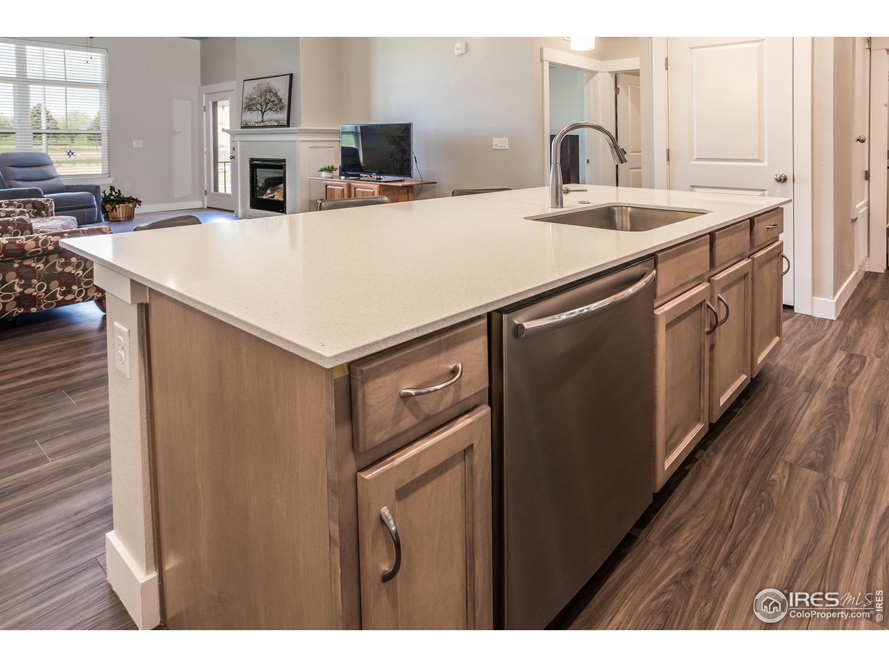 235 High Point Dr E-205