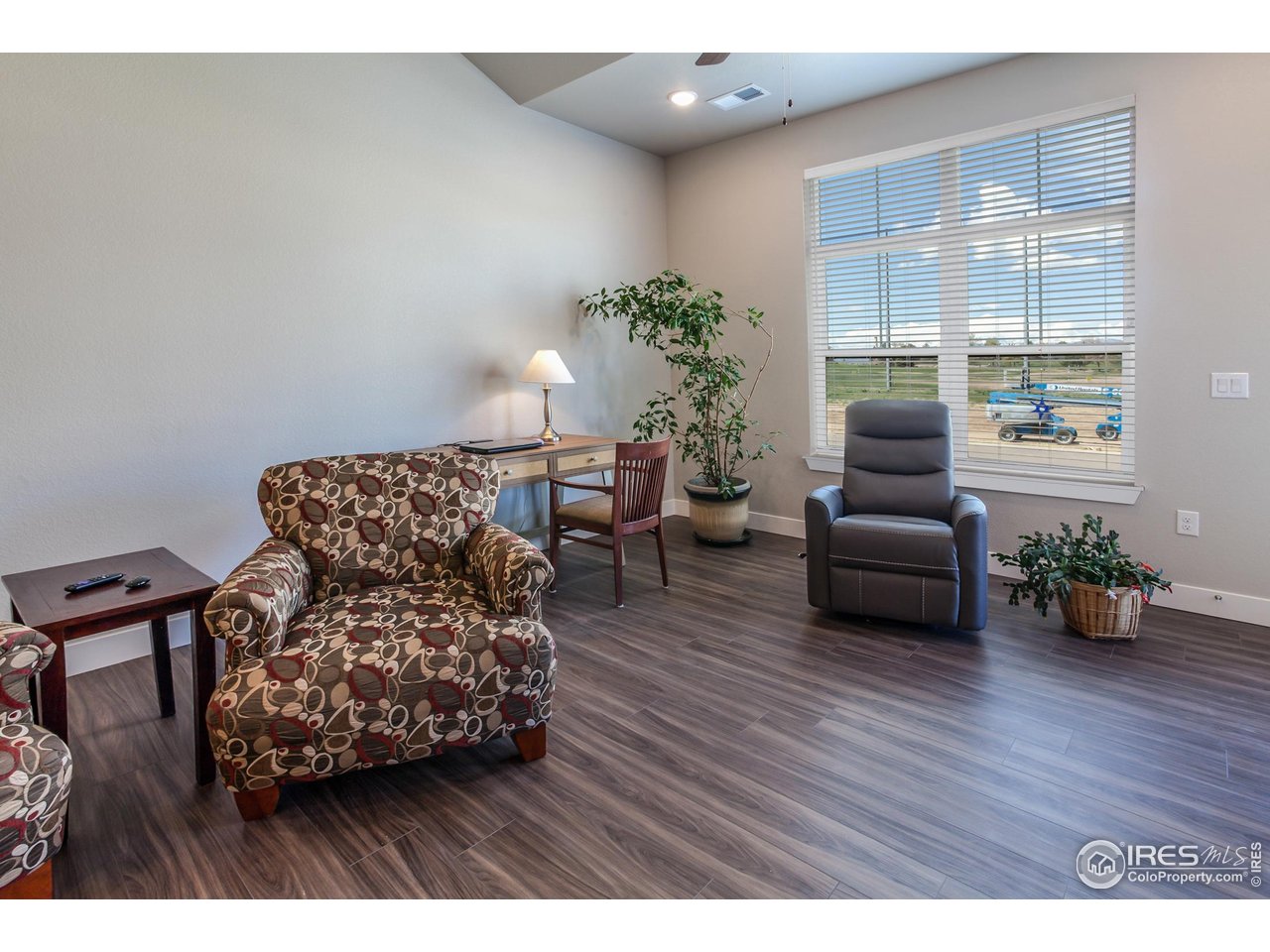 235 High Point Dr E-205