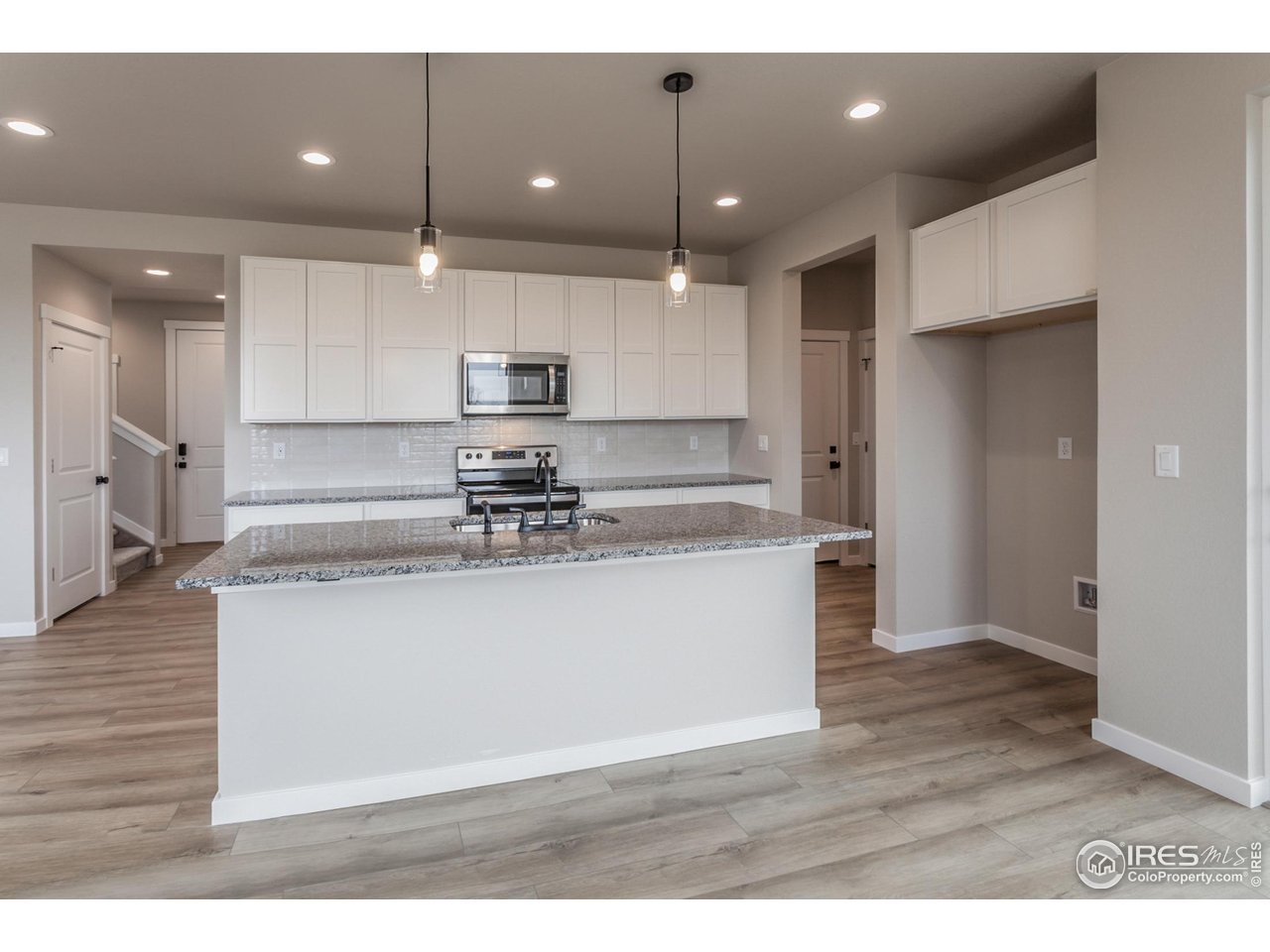 1219 105th Ave Ct