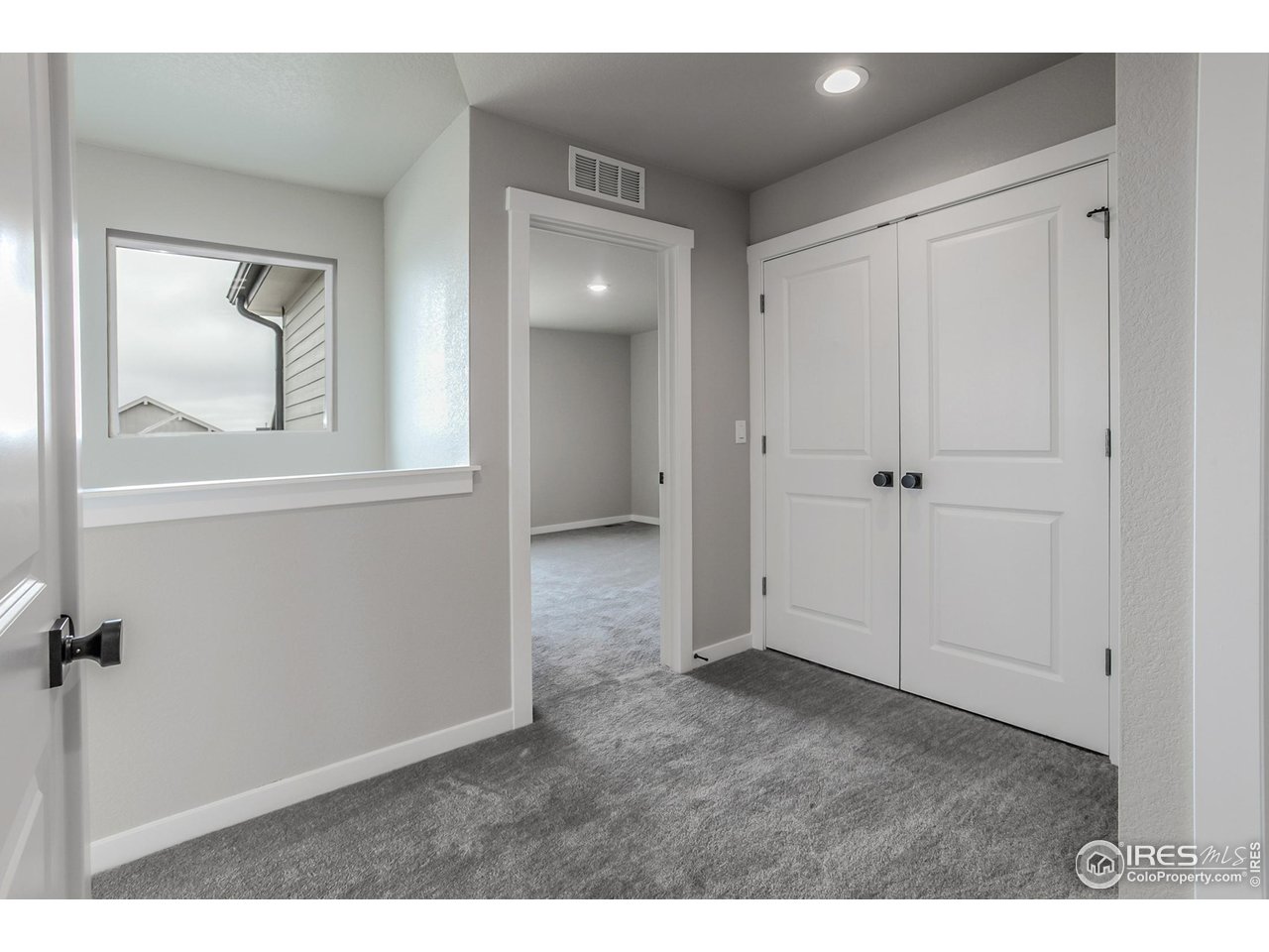 1219 105th Ave Ct