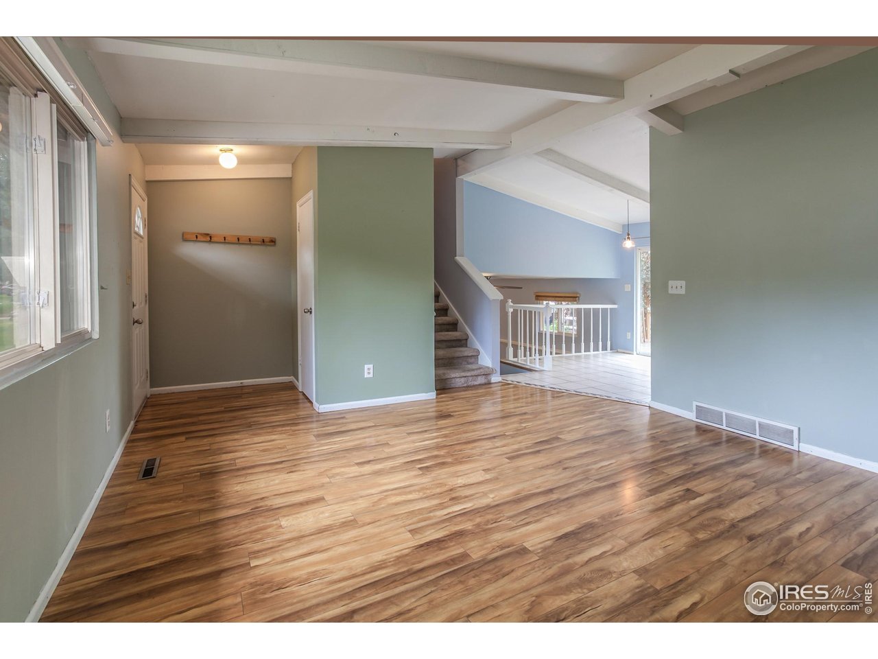 3142 Eagle Dr
