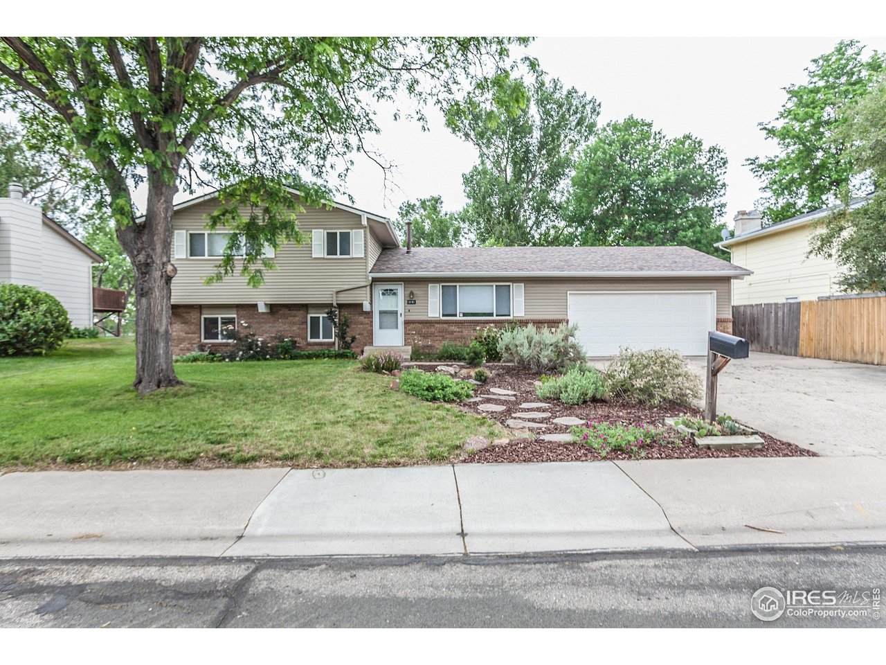 3142 Eagle Dr