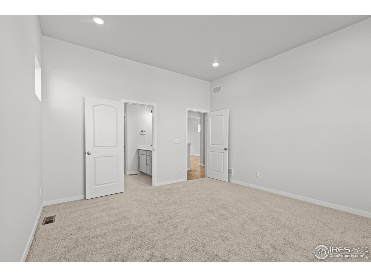 2781 Blue Iris Dr