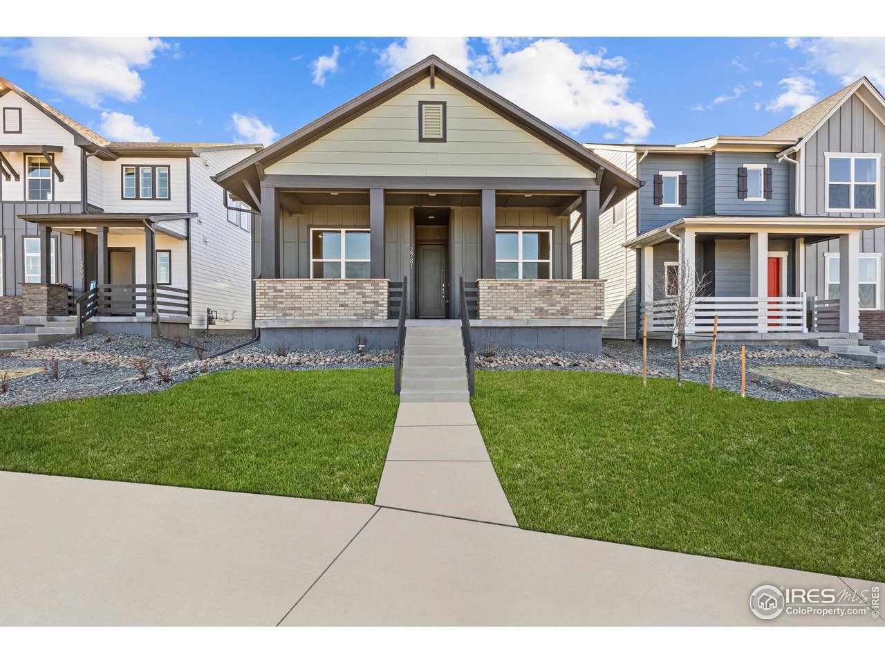 2781 Blue Iris Dr