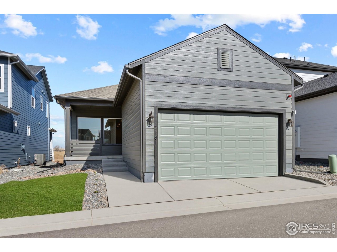 2781 Blue Iris Dr