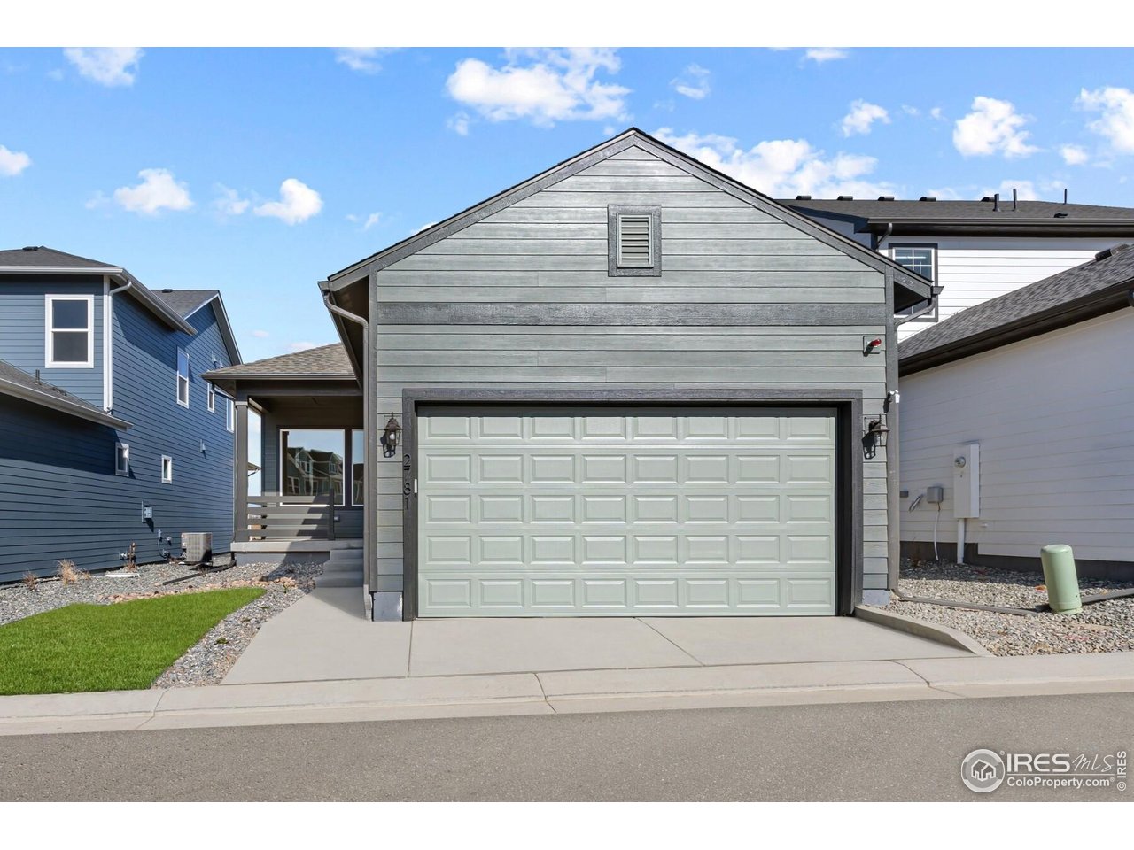 2781 Blue Iris Dr