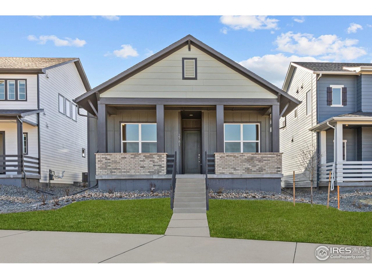 2781 Blue Iris Dr